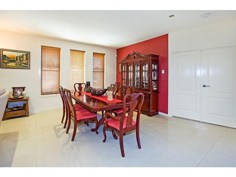 7 Avonlea Place, Eight Mile Plains QLD 4113