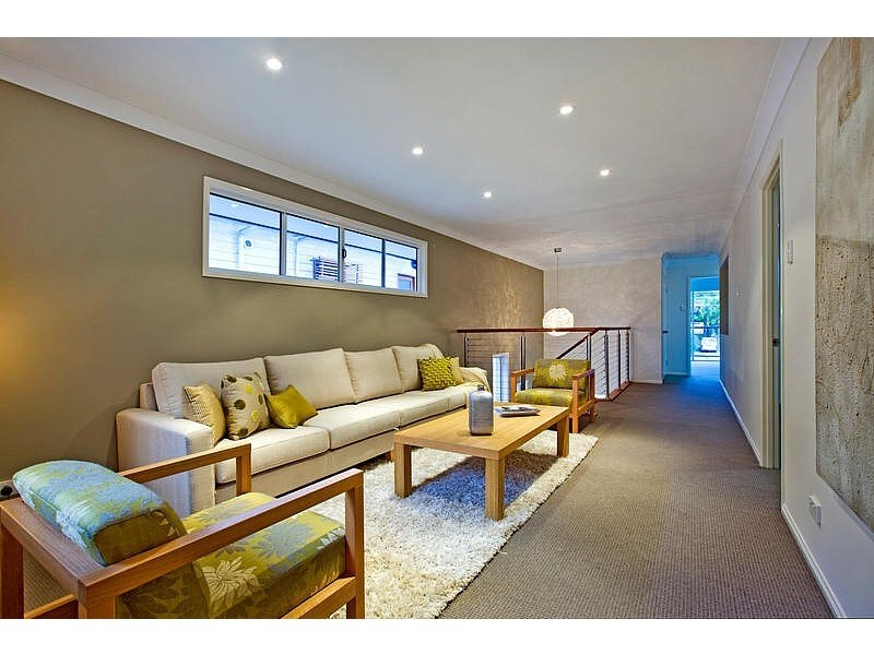 47 Pear Street, Greenslopes QLD 4120