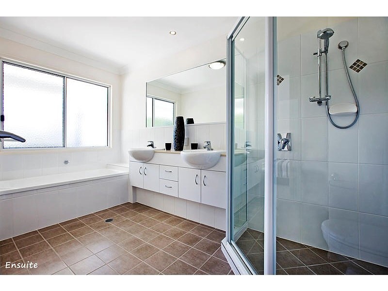 41 Warilda Street, Camp Hill QLD 4152