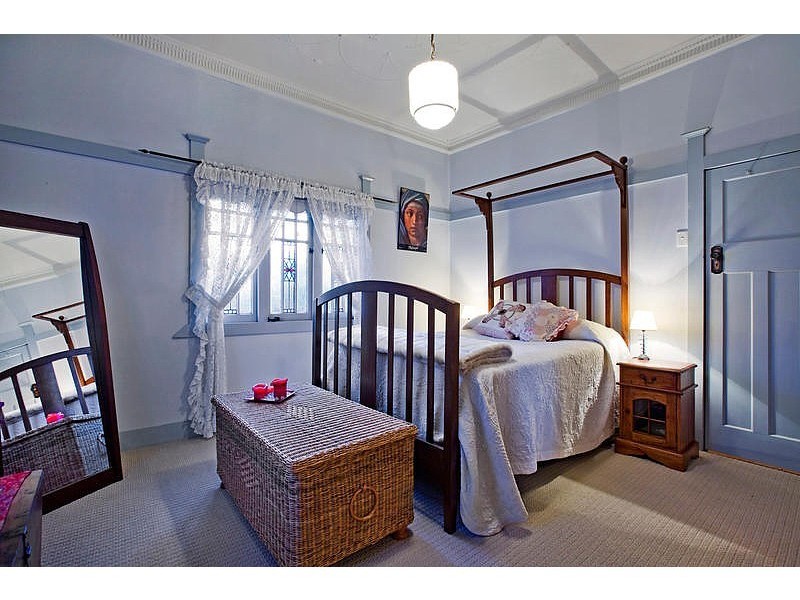 50 Shakespeare Street, Coorparoo QLD 4151