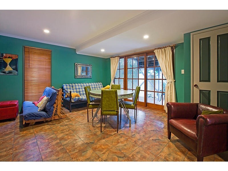 50 Shakespeare Street, Coorparoo QLD 4151