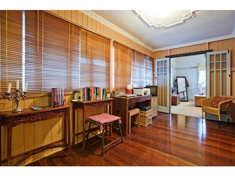 50 Shakespeare Street, Coorparoo QLD 4151