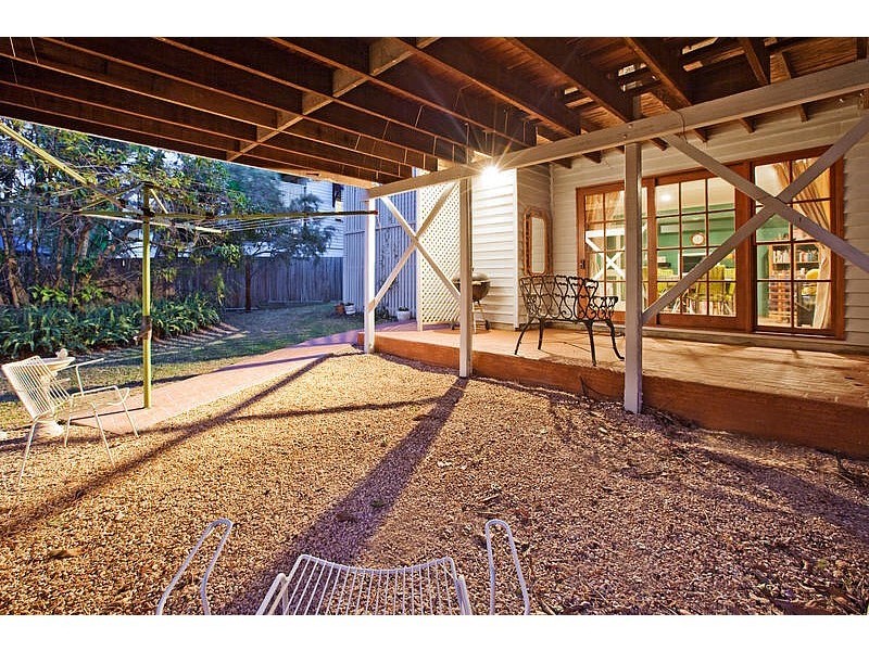 50 Shakespeare Street, Coorparoo QLD 4151