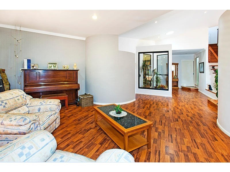 62 Regent Street, Eight Mile Plains QLD 4113