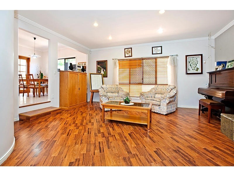 62 Regent Street, Eight Mile Plains QLD 4113