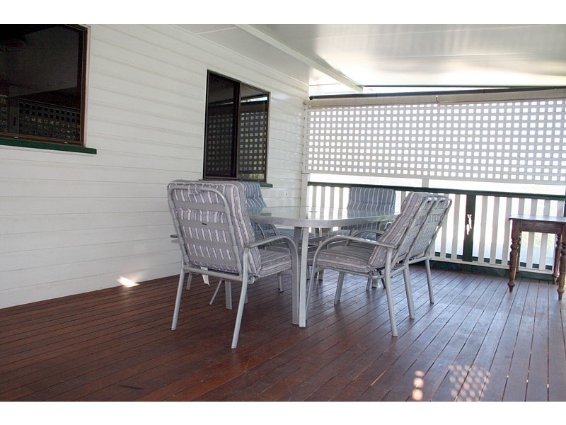 76 Weller Road, Tarragindi QLD 4121