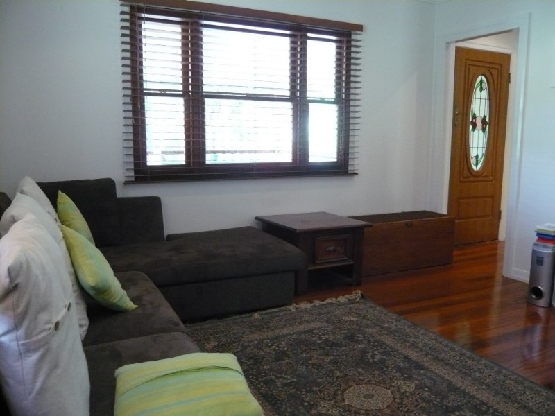 61 Clough Street, Mount Gravatt QLD 4122