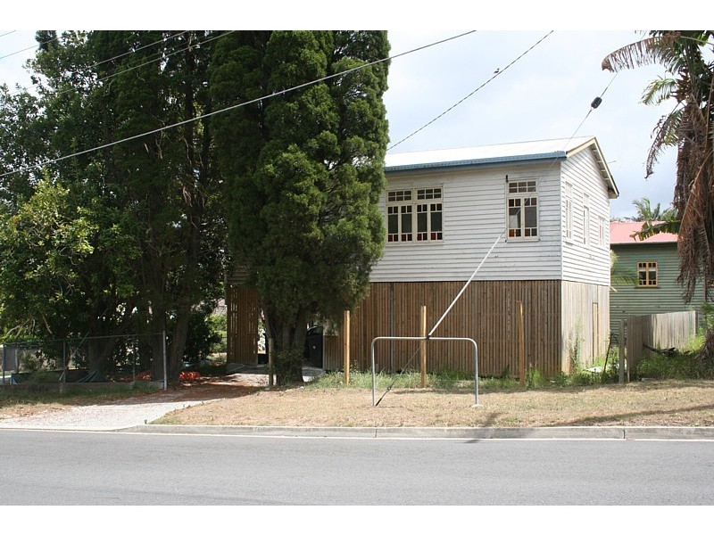 16 Delville Avenue, Moorooka QLD 4105