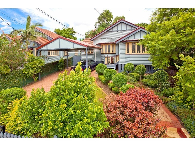 699 Logan Road, Greenslopes QLD 4120