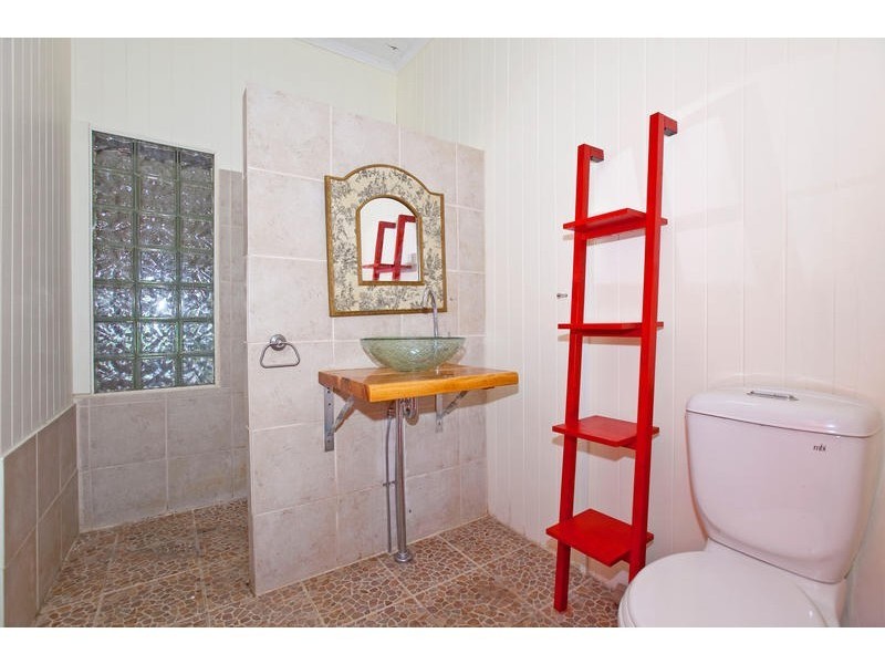 699 Logan Road, Greenslopes QLD 4120