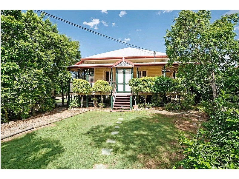 5 Margaret Street, Camp Hill QLD 4152