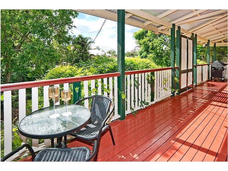 5 Margaret Street, Camp Hill QLD 4152