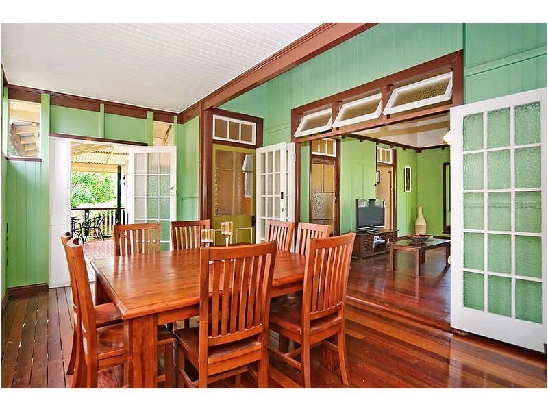 5 Margaret Street, Camp Hill QLD 4152