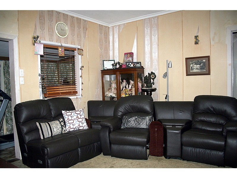 30 East Street, Camp Hill QLD 4152