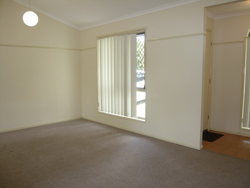 9 Mandarin Street, Coopers Plains QLD 4108