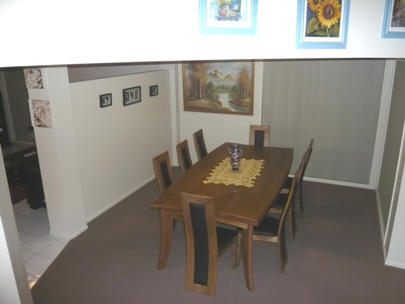 9 Vanderbilt Street, Eight Mile Plains QLD 4113