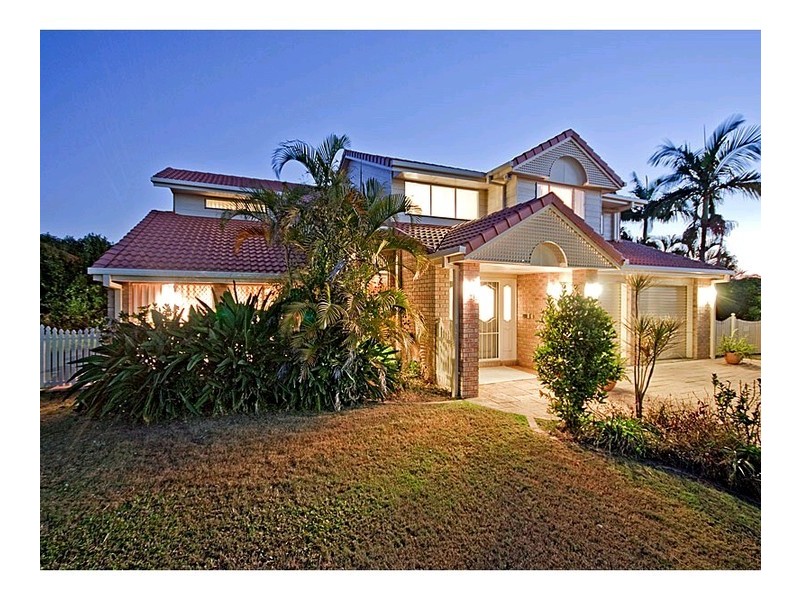 9 Chloe Close, Eight Mile Plains QLD 4113