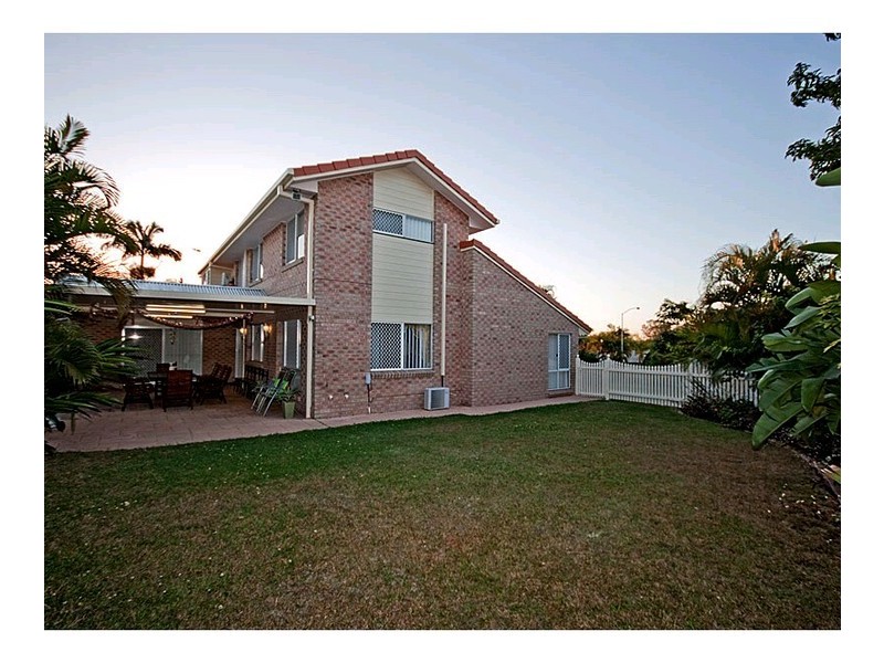 9 Chloe Close, Eight Mile Plains QLD 4113