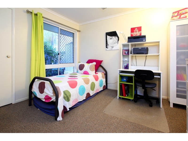 11 Greenwood Street, Wishart QLD 4122