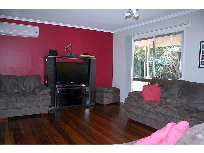 102 Newnham Road, Mount Gravatt East QLD 4122