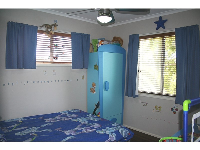 102 Newnham Road, Mount Gravatt East QLD 4122