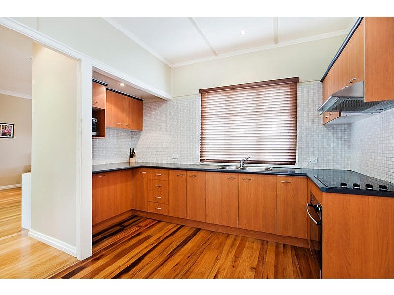 37 Cavillon Street, Holland Park QLD 4121