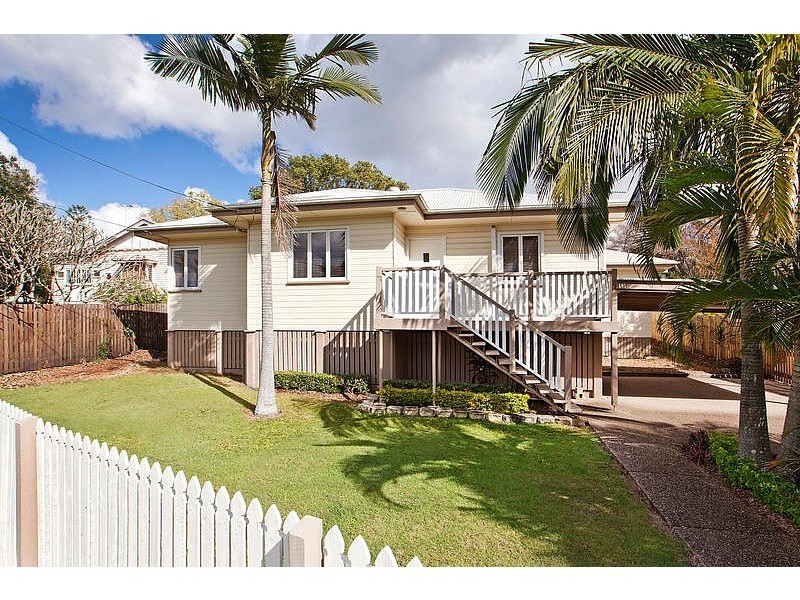 37 Cavillon Street, Holland Park QLD 4121