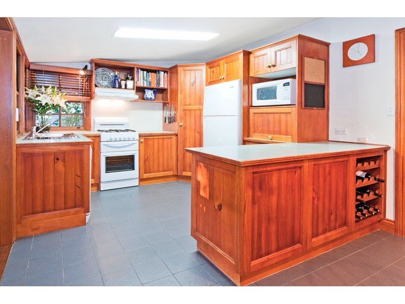 37 Henry Street, Greenslopes QLD 4120