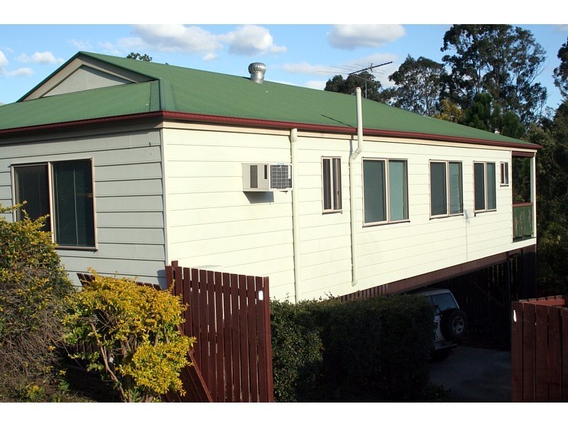 42 Roseglen Street, Greenslopes QLD 4120