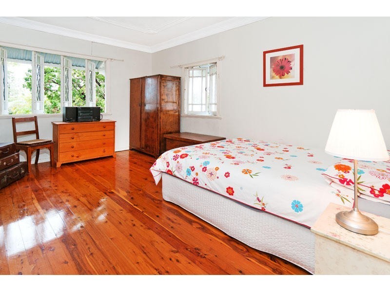 1 Greens Road, Coorparoo QLD 4151