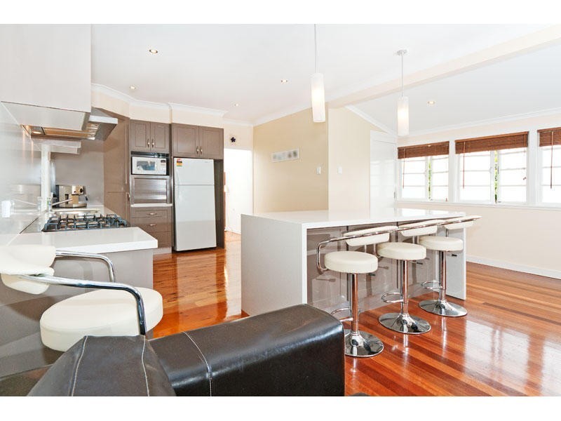 1 Greens Road, Coorparoo QLD 4151