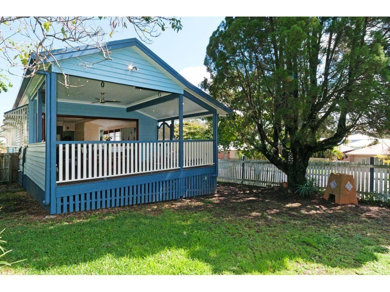 1 Greens Road, Coorparoo QLD 4151