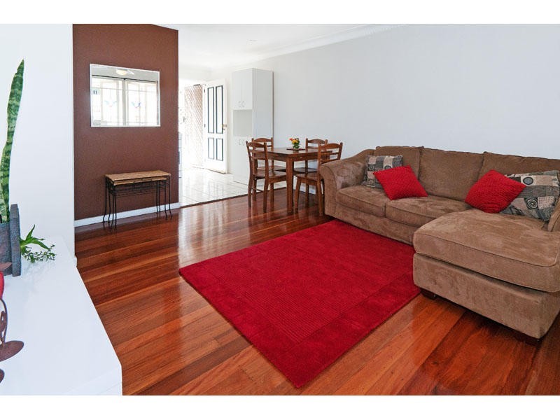 3/18 Victor Street, Holland Park QLD 4121