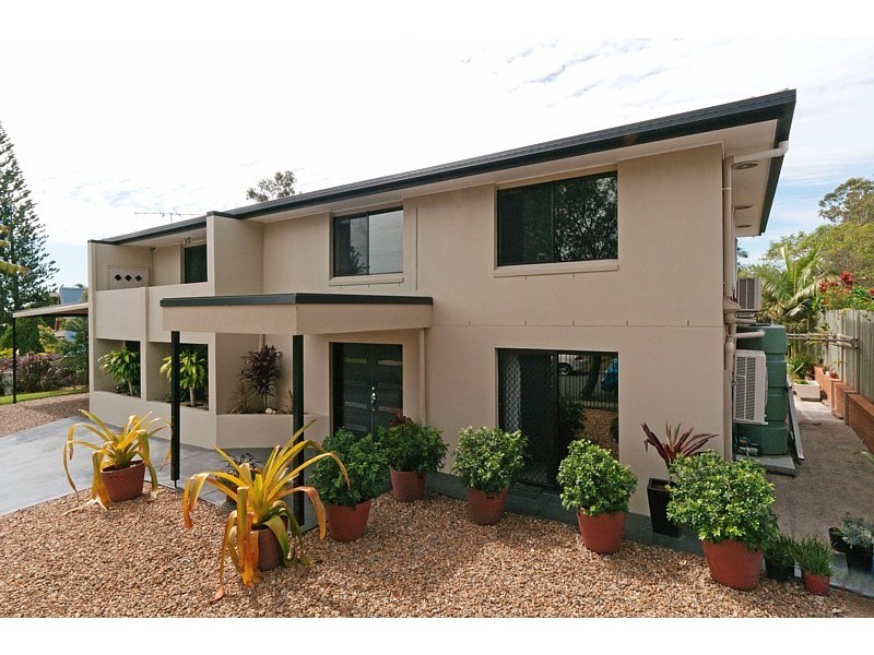 127 Garie Street, Wishart QLD 4122