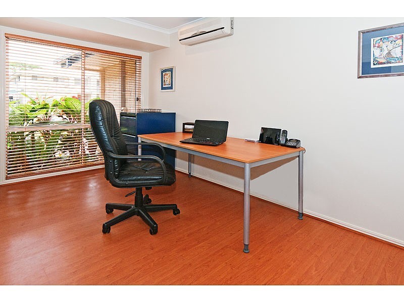 81 Malbon Street, Eight Mile Plains QLD 4113