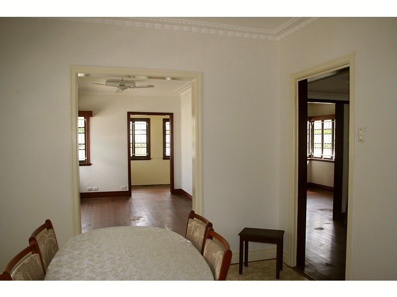 22 Andrew Avenue, Tarragindi QLD 4121