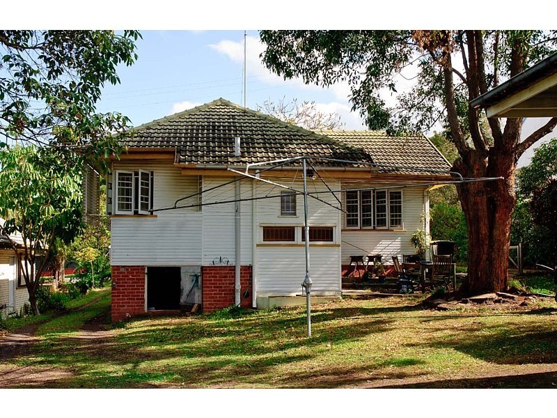 22 Andrew Avenue, Tarragindi QLD 4121