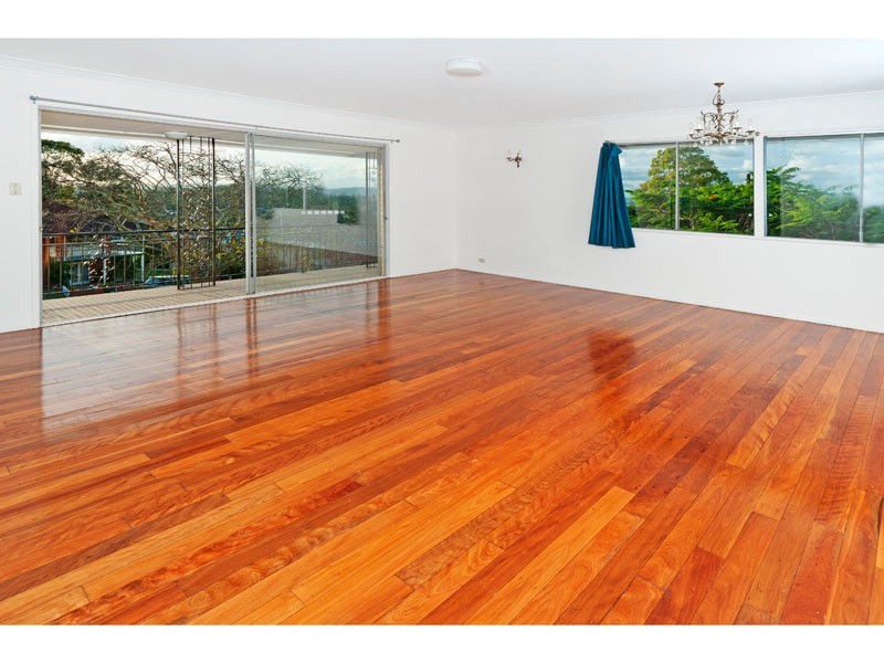 4 Cluden Street, Holland Park West QLD 4121