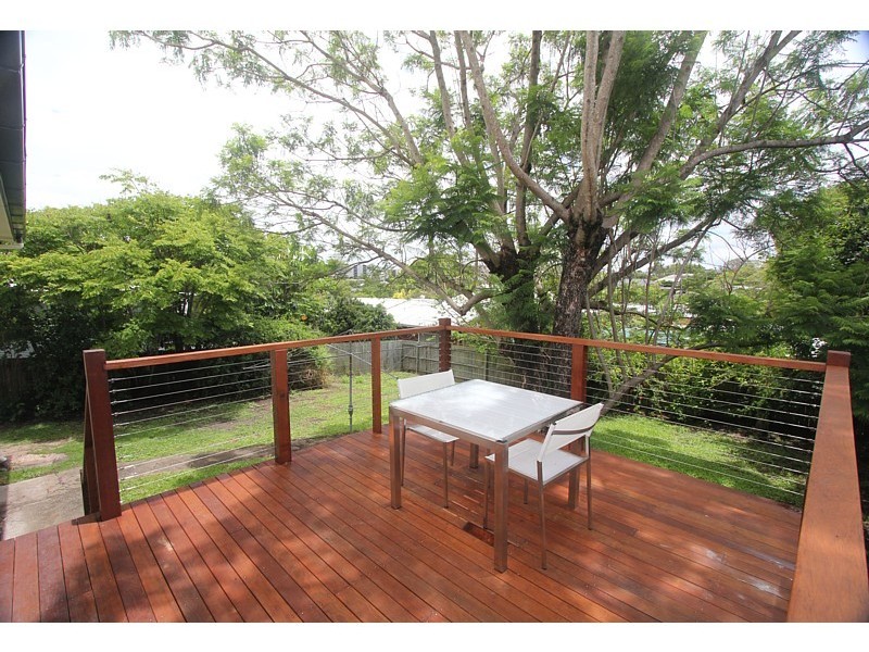 27 Brockhouse Street, Upper Mount Gravatt QLD 4122