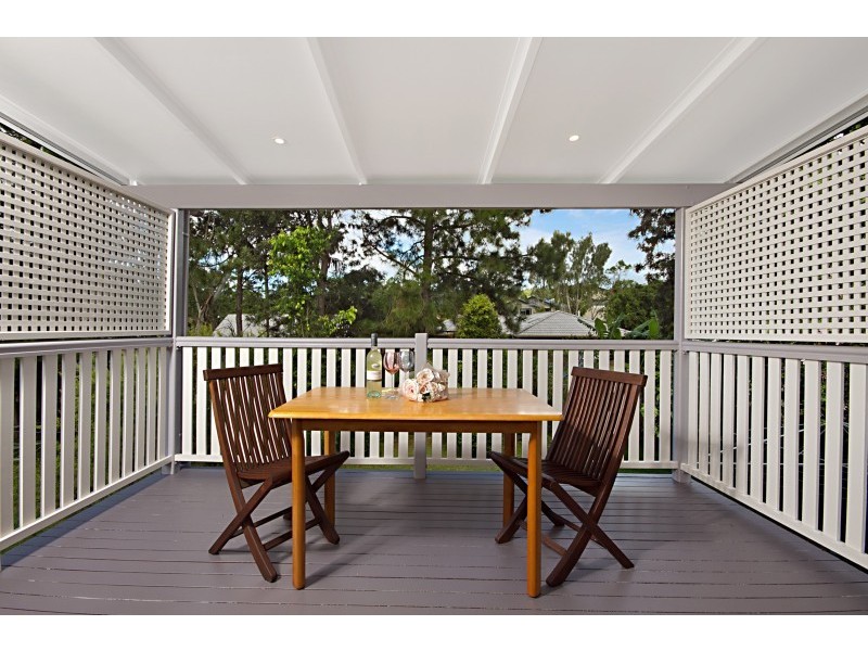 31 Jasper Street, Holland Park QLD 4121