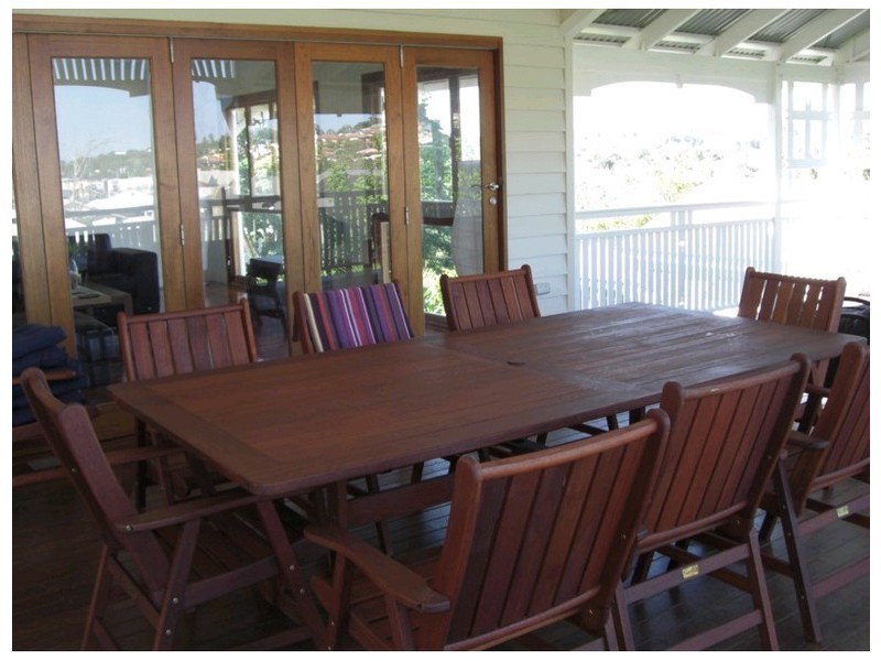 14 Barton Avenue, Holland Park QLD 4121