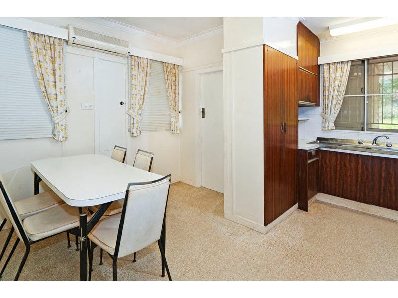 48 Emma Street, Holland Park West QLD 4121