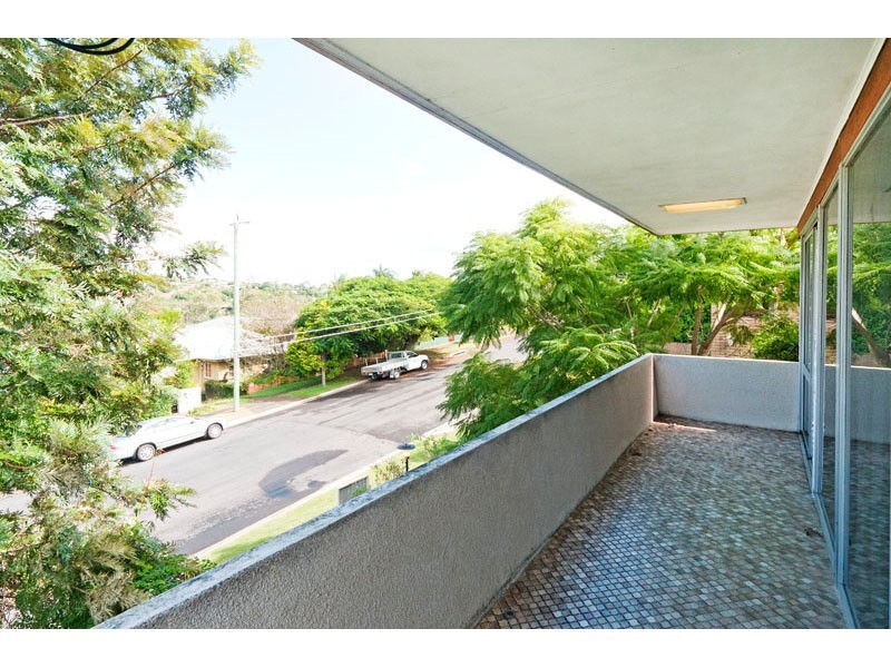 48 Emma Street, Holland Park West QLD 4121