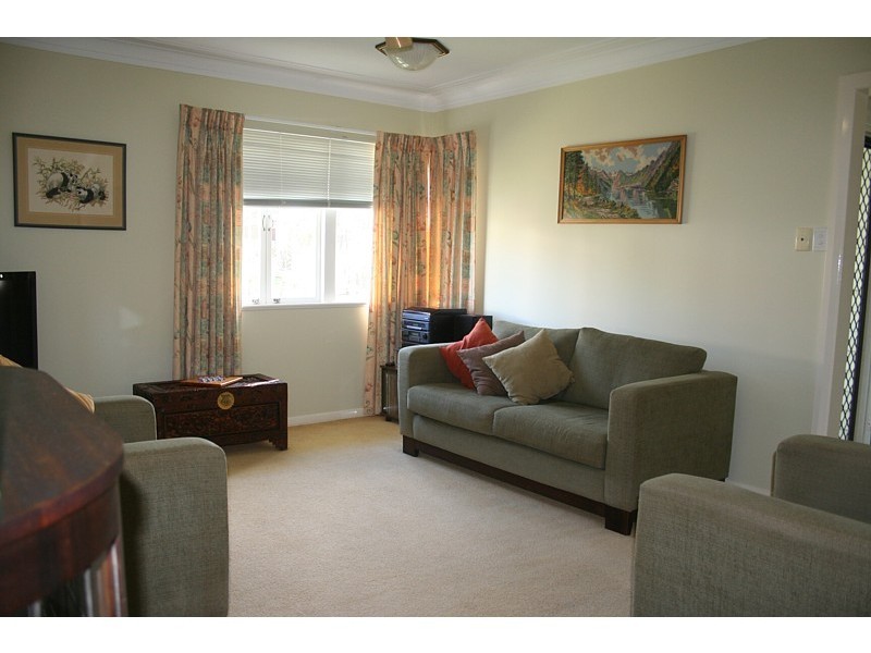 26 Sydney Avenue, Camp Hill QLD 4152