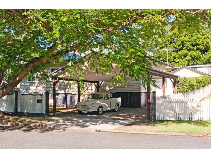 31 Cavillon Street, Holland Park QLD 4121