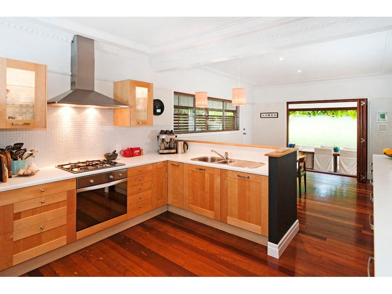 31 Cavillon Street, Holland Park QLD 4121