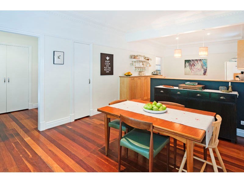 31 Cavillon Street, Holland Park QLD 4121