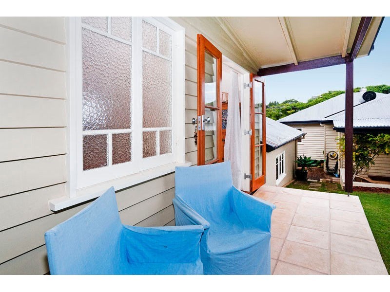 31 Cavillon Street, Holland Park QLD 4121