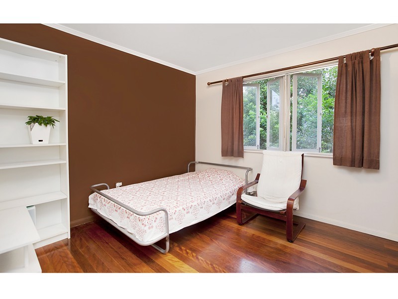 306 Mount Gravatt Capalaba Road, Wishart QLD 4122