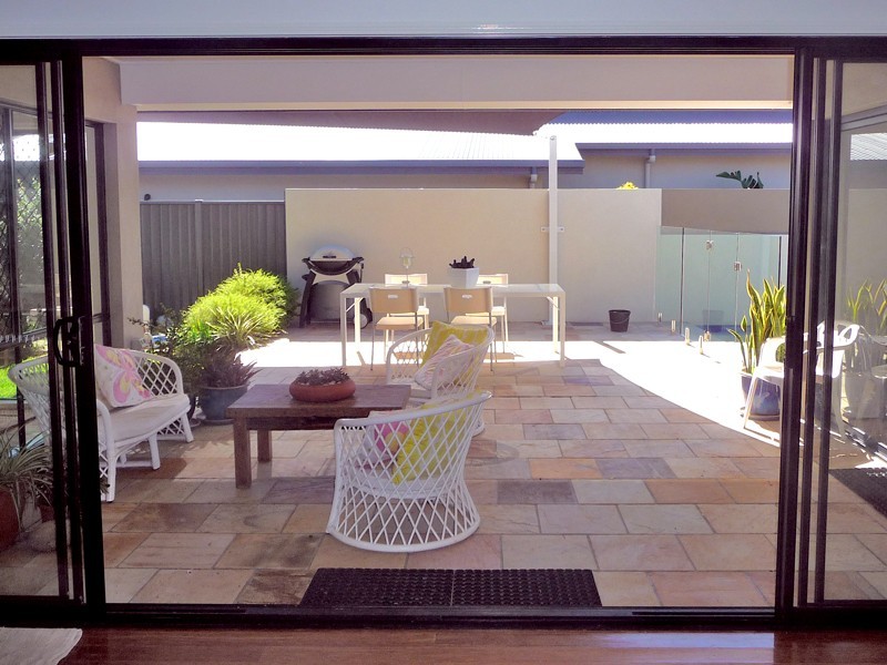 6 Meredith Street, Eight Mile Plains QLD 4113